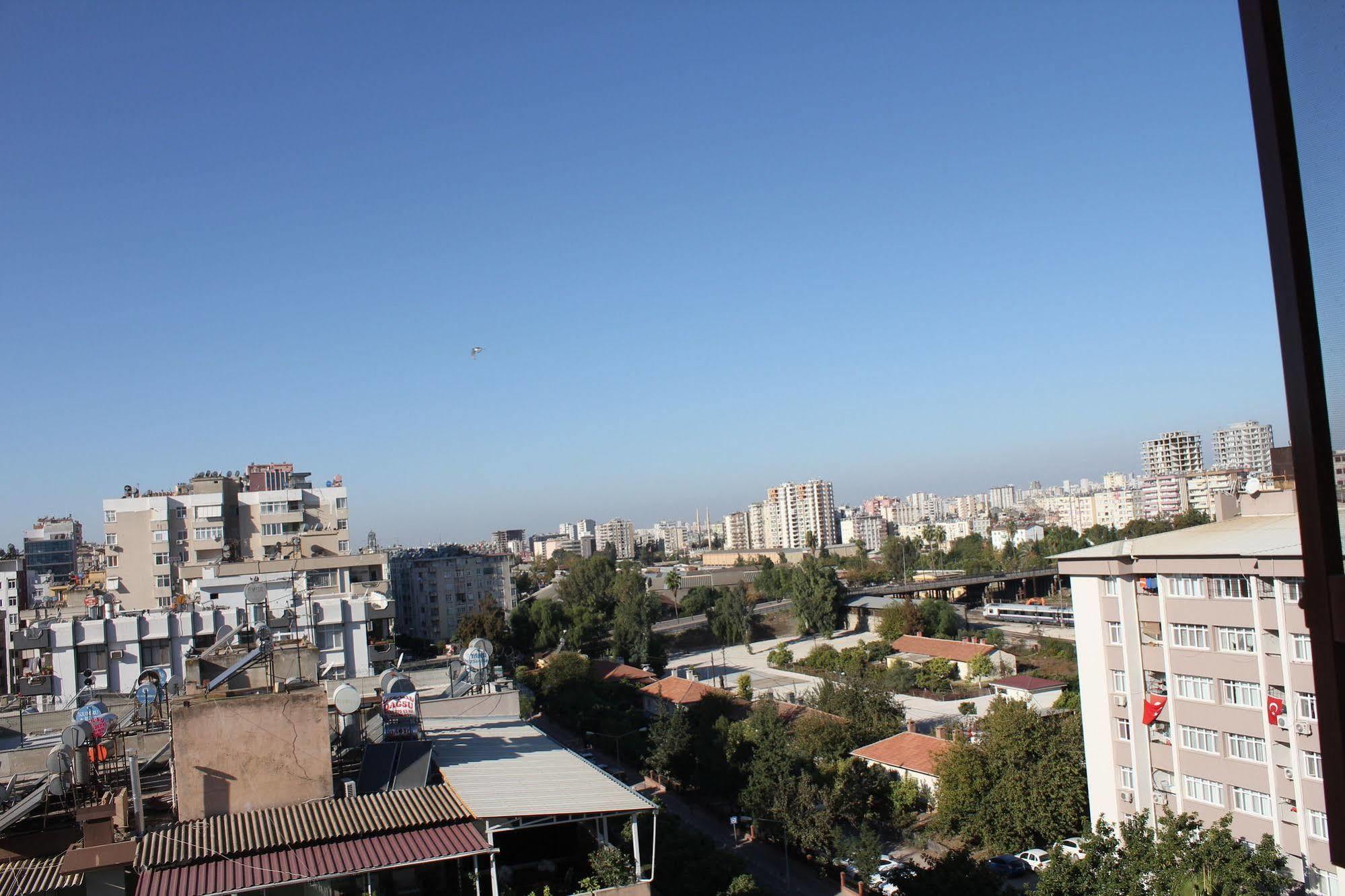 Adana Yukselhan Hotel Exterior foto